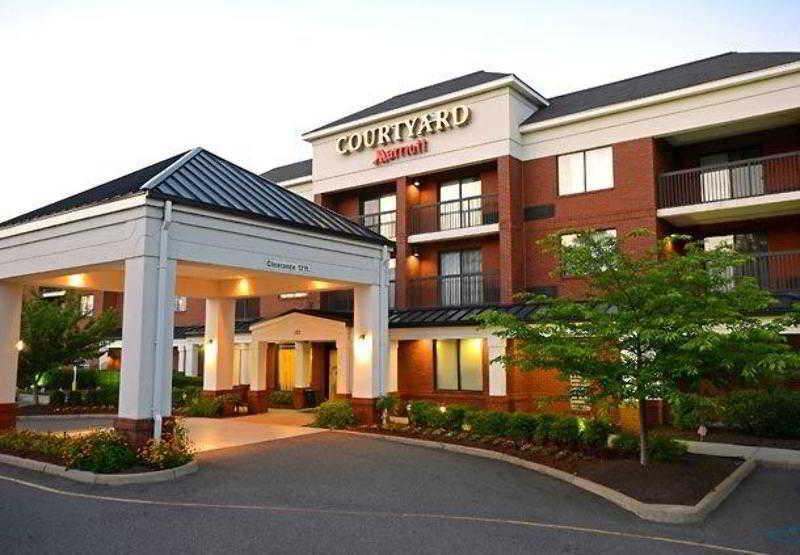 Готель Courtyard Newport News Yorktown Екстер'єр фото